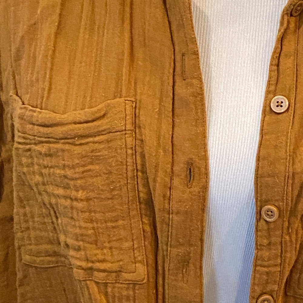 Urban Outfitters Luca Gauzy Cotton Button-Down Shirt - Picture 2 of 7
